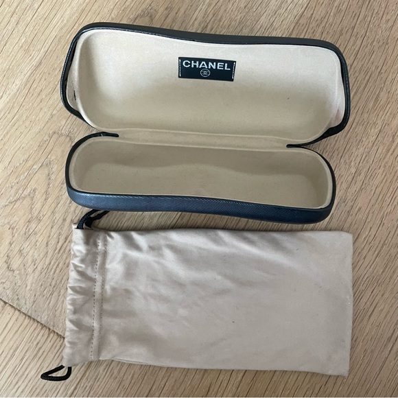Chanel Brown Gradient Sunglasses with Case - Picture 8 of 9